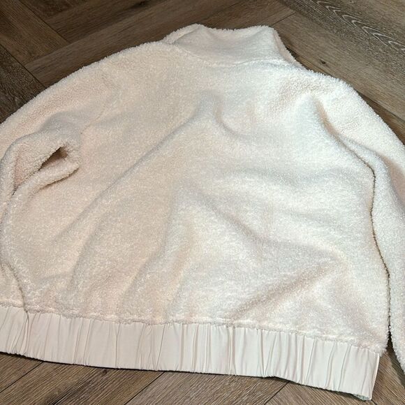 banana republic sherpa bomber jacket - Picture 6 of 6